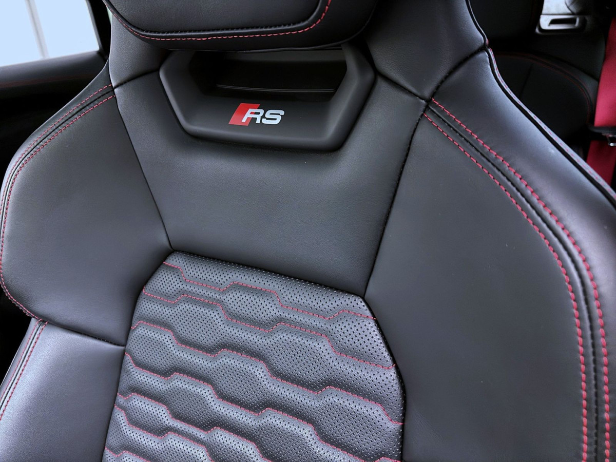 Thumb 17: Audi e-tron GT Q RS PANO MATRIX NAVI B&O HuD