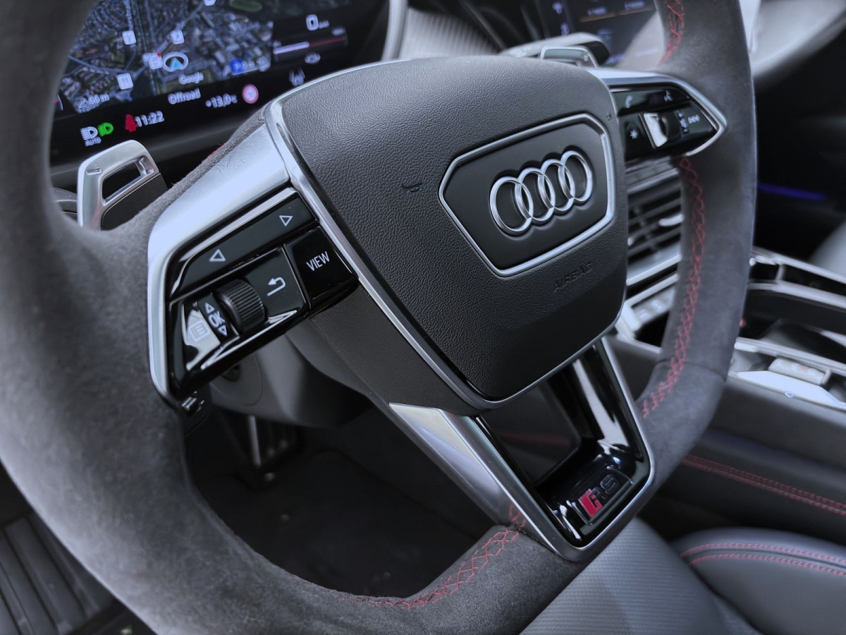 Thumb 18: Audi e-tron GT Q RS PANO MATRIX NAVI B&O HuD
