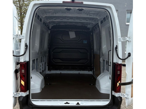 Ansicht 14 - Gebrauchtwagen Fahrzeug, Modell Interstar der Marke Nissan von Verkäufer Auto-Center Grimmen GmbH & Co. Fzg.handel KG