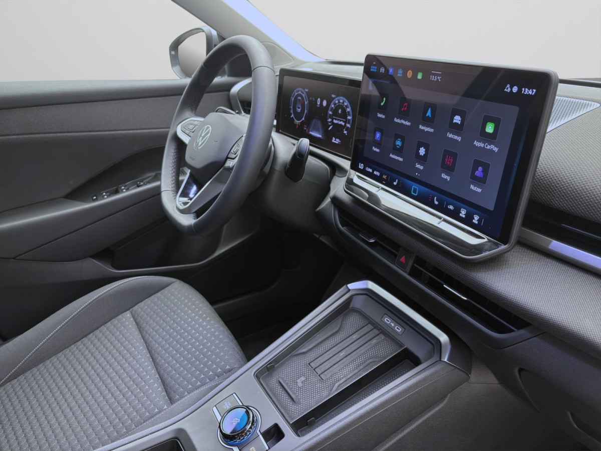 Thumb 16: Volkswagen T-Roc 1.5 eTSI DSG LIFE ACC AHK BLIND-SPOT LED KAMERA