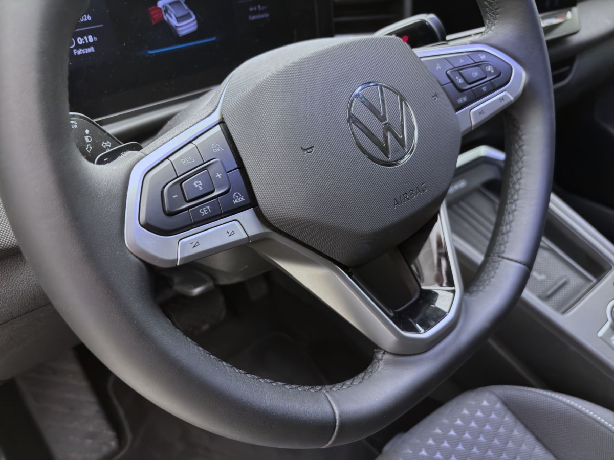Thumb 18: Volkswagen T-Roc 1.5 eTSI DSG LIFE ACC AHK BLIND-SPOT LED KAMERA