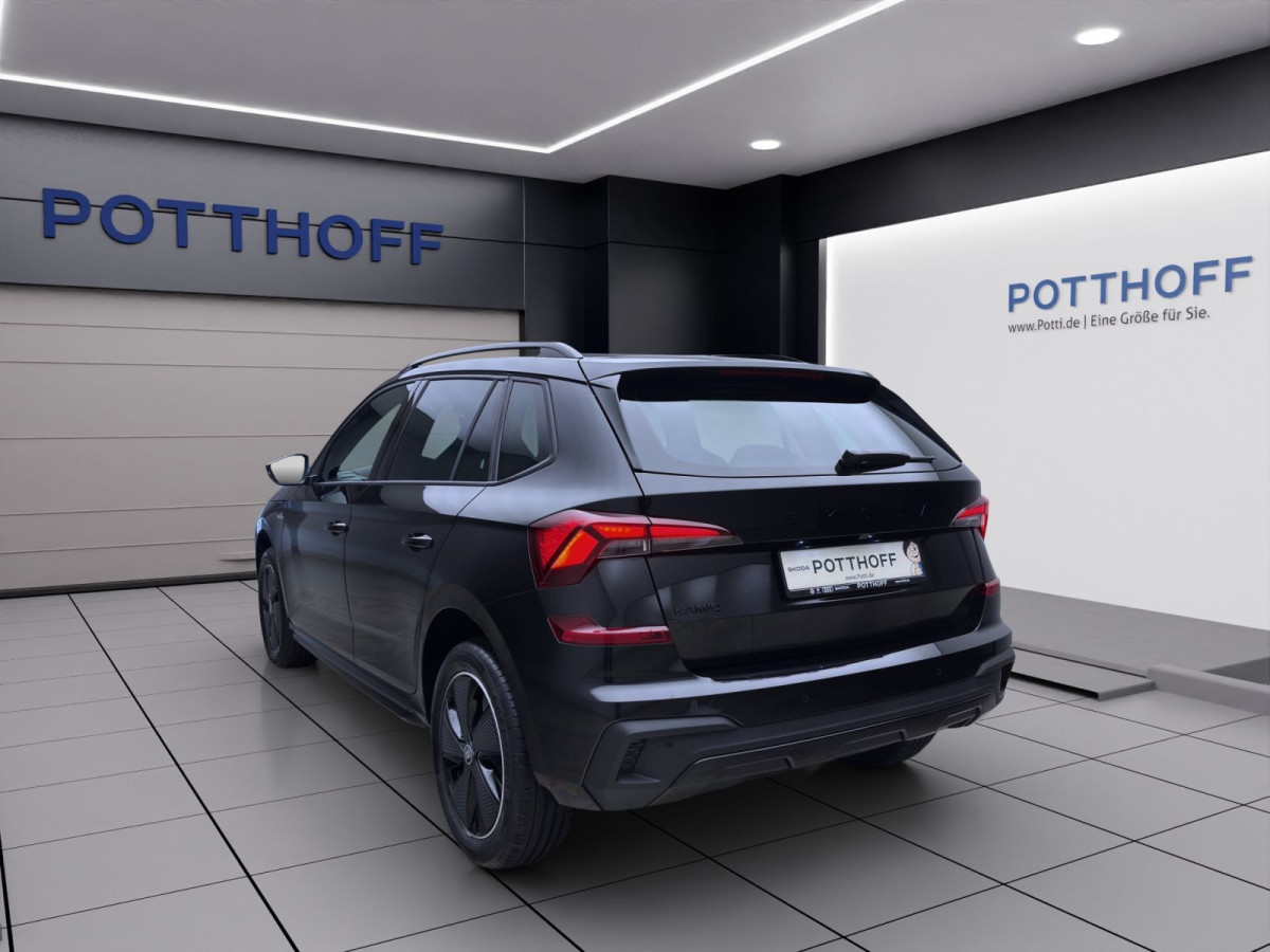 Thumb 1: Škoda KAMIQ MONTE CARLO DSG PANO KAM LED SHZ 17" SMARTLINK