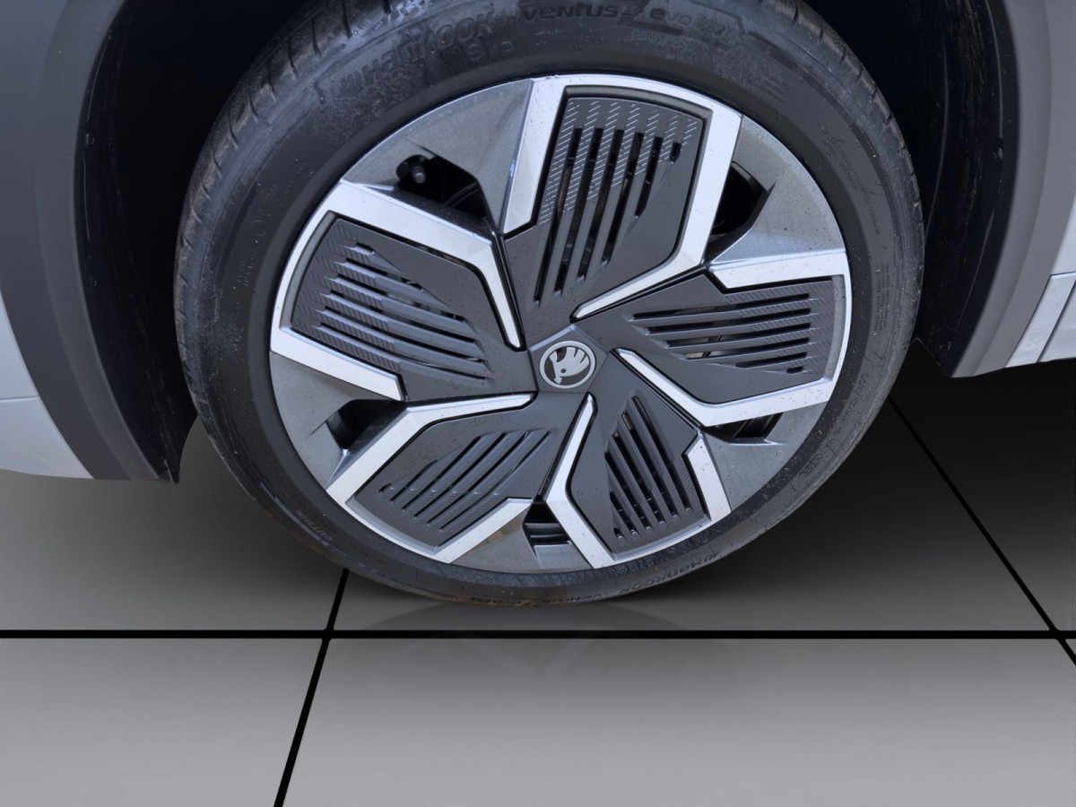 Thumb 7: Škoda KODIAQ iV SPORTLINE AHK PANO 20" NAV+ ASSISTENZ+ KOMFORT+