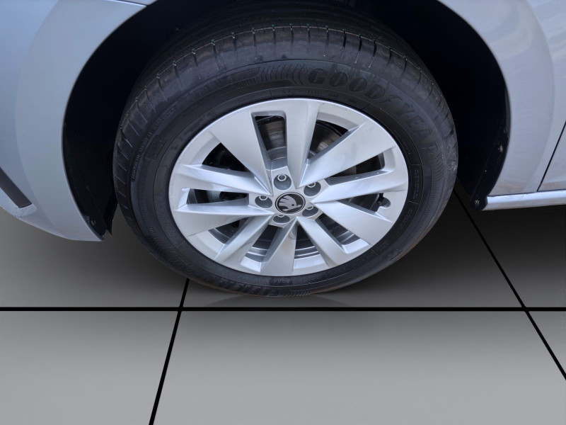 Bild 7: Škoda SCALA SELECTION DSG NAV LED PDC WINTER+ SMARTL