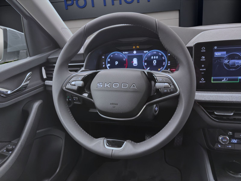 Bild 10: Škoda SCALA SELECTION DSG NAV LED PDC WINTER+ SMARTL