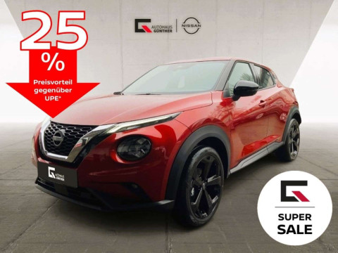 Automodell: Juke in der Farbe rot