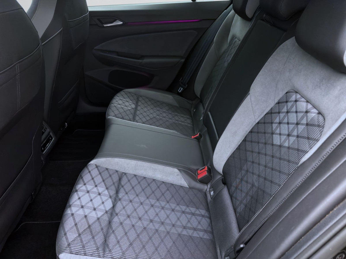 Thumb 15: Volkswagen Golf Variant 2.0 TDI DSG R-LINE STDHZG AHK KAMERA LED+