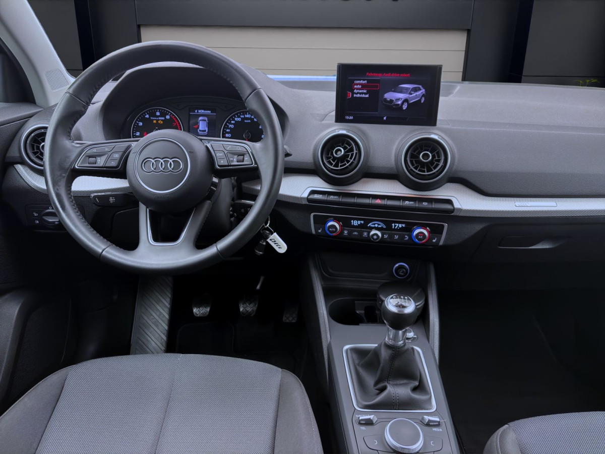 Thumb 13: Audi Q2 30 TFSI NAVI SITZHZG PDC KLIMA LED