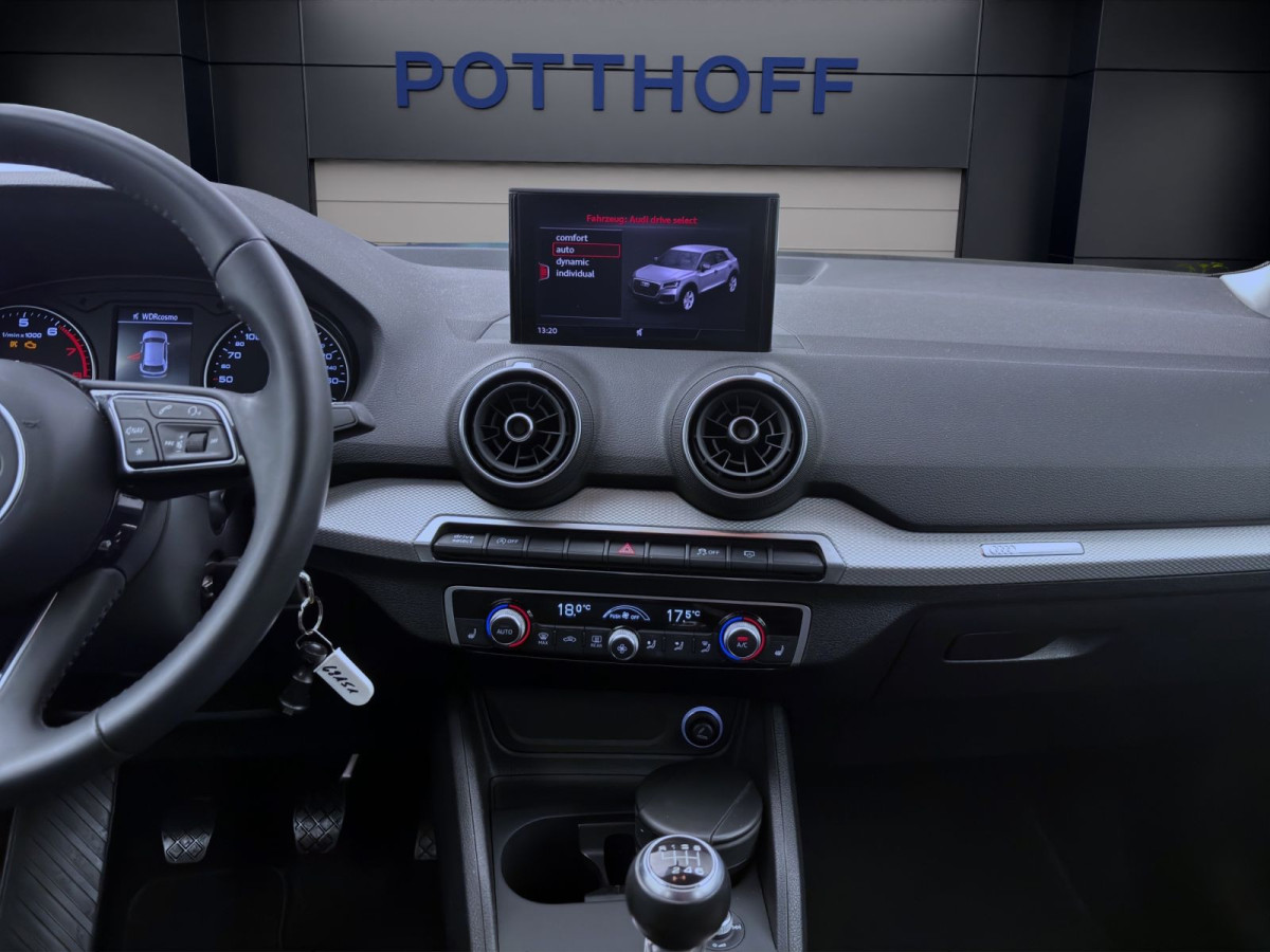 Thumb 14: Audi Q2 30 TFSI NAVI SITZHZG PDC KLIMA LED
