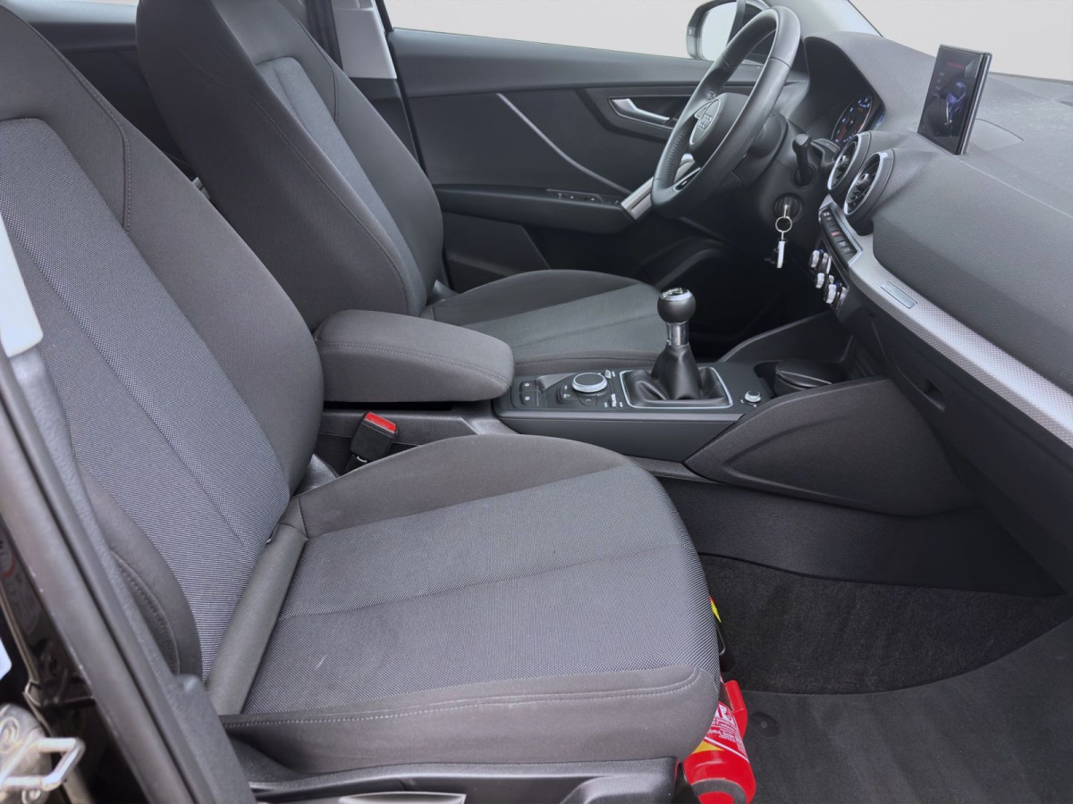 Thumb 16: Audi Q2 30 TFSI NAVI SITZHZG PDC KLIMA LED