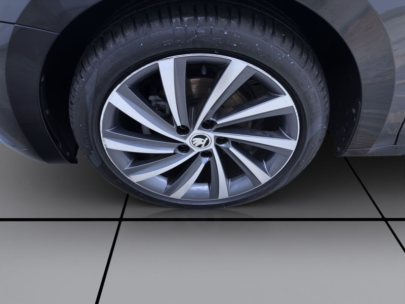 Bild 8: Škoda Octavia Combi 2.0 TDI DSG STYLE STDHZG NAVI PDC SITZHZG