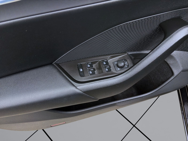 Bild 10: Škoda Octavia Combi 2.0 TDI DSG STYLE STDHZG NAVI PDC SITZHZG