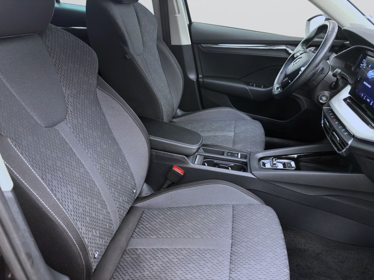 Thumb 16: Škoda Octavia Combi 2.0 TDI DSG STYLE STDHZG NAVI PDC SITZHZG