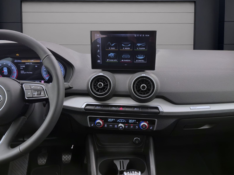 Bild 13: Audi Q2 30 TFSI KAMERA SITZHZG PDC KLIMA LED