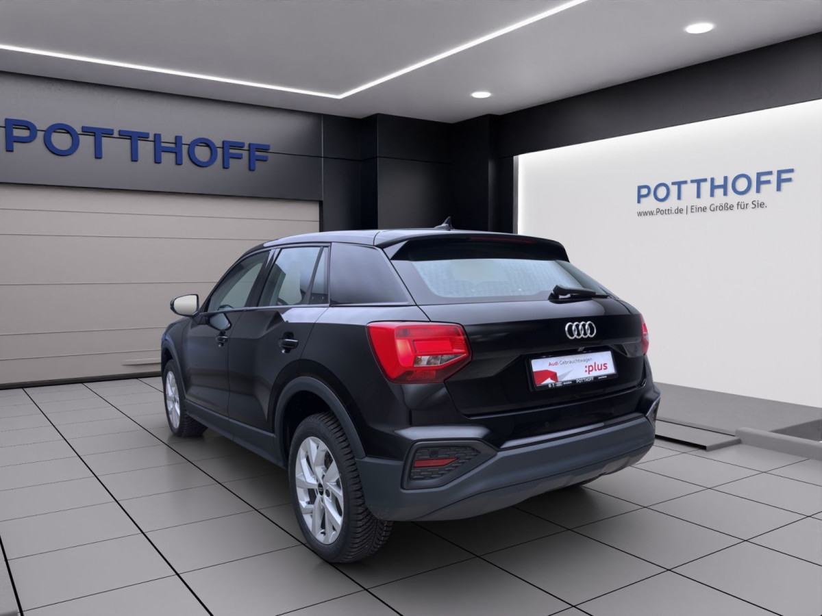 Thumb 2: Audi Q2 30 TFSI KAMERA SITZHZG PDC KLIMA LED