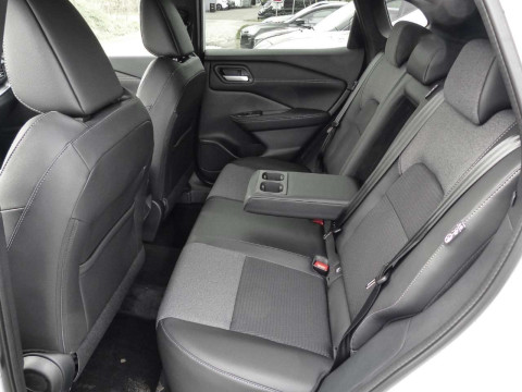 Ansicht 14 - Neuwagen Fahrzeug, Modell Qashqai der Marke Nissan von Verkäufer Moll Automobile GmbH & Co. KG