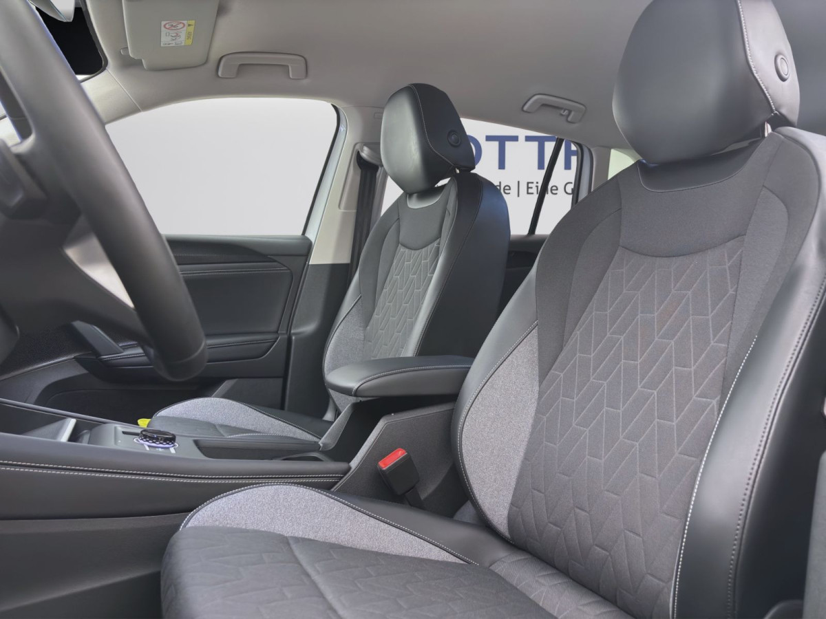 Thumb 9: Volkswagen Tiguan 2.0 TDI DSG GOAL AHK KAMERA NAVI PDC