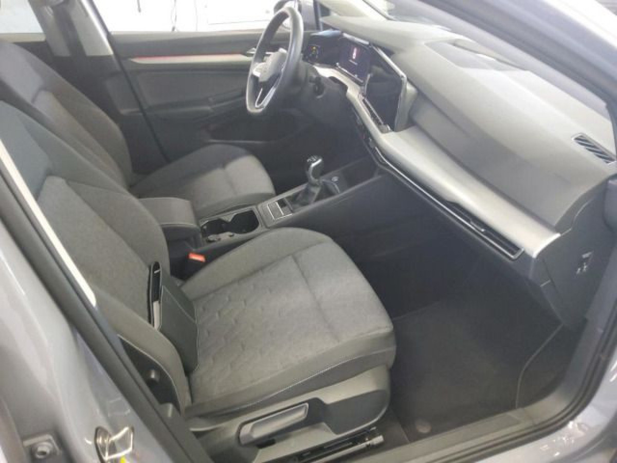 Thumb 2: Volkswagen Golf 1.0 TSI MOVE KAMERA LED SITZHZG PDC