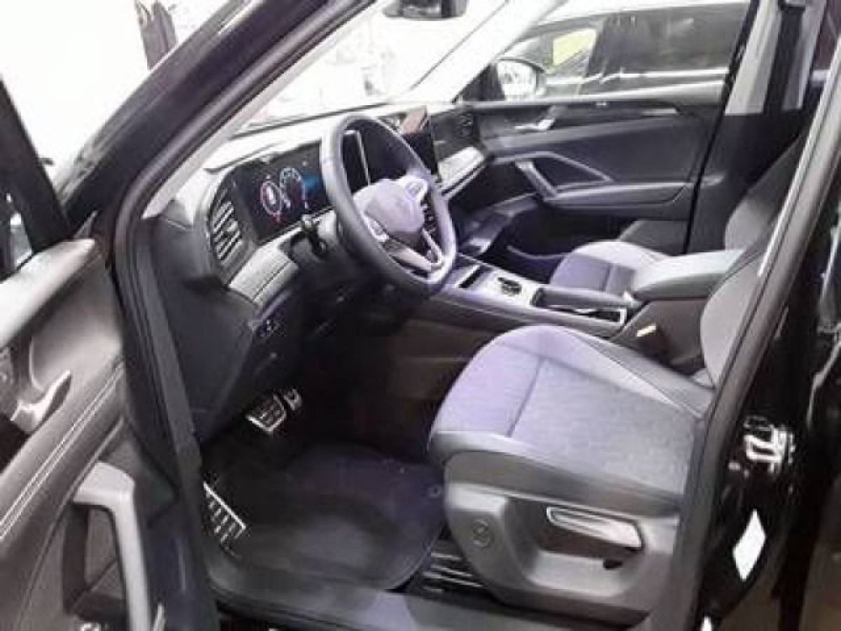 Thumb 2: Volkswagen Tiguan 1.5 eTSI DSG GOAL AHK NAVI KAMERA LED+