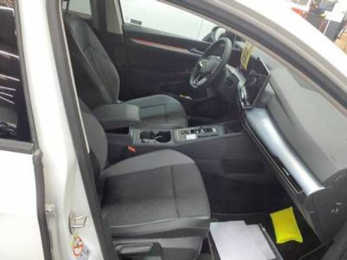 Thumb 2: Volkswagen Golf Variant 2.0 TDI DSG GOAL AHK NAVI IQ.LIGHT KAMERA
