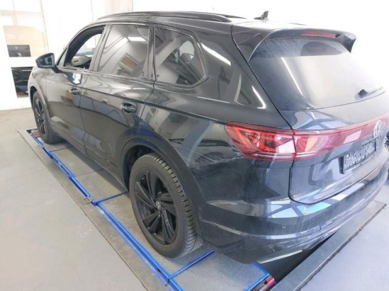 Bild 1: Volkswagen Touareg 3.0 TDI V6 Tiptronic 4M R-LINE STDHZG PANO LUFT NAVI