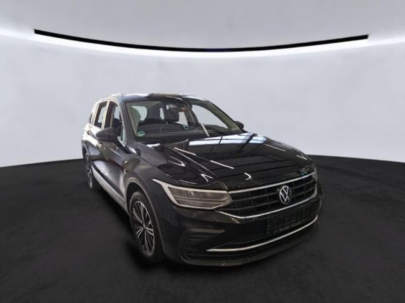 Bild 1: Volkswagen Tiguan 2.0 TDI DSG ACTIVE AHK KAMERA NAVI PDC