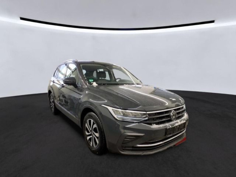 Bild 1: Volkswagen Tiguan 2.0 TDI DSG ACTIVE KAMERA NAVI ACC AHK