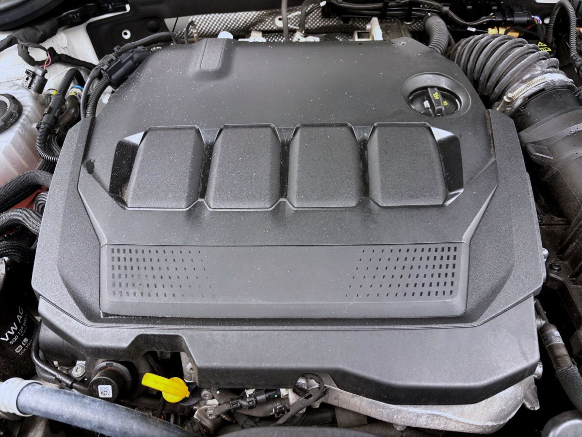 Thumb 17: Škoda Octavia Combi 2.0 TDI DSG STYLE AHK KAMERA NAVI PDC
