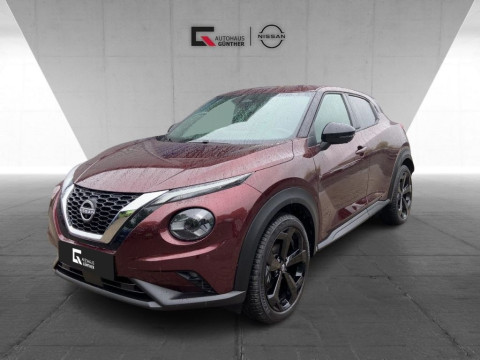 Automodell: Juke in der Farbe rot