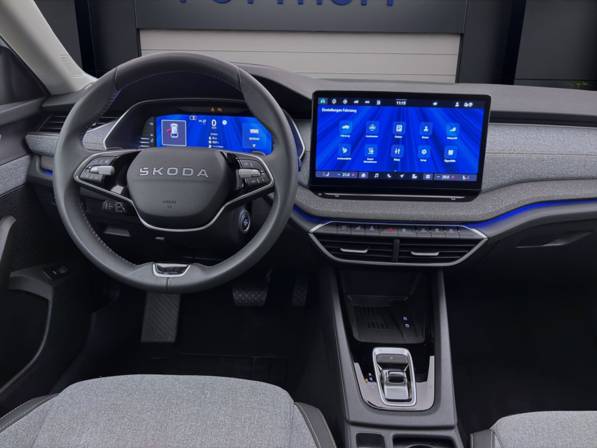 Thumb 13: Škoda Octavia Combi 2.0 TDI DSG TOUR STDHZG PANO AHK NAVI