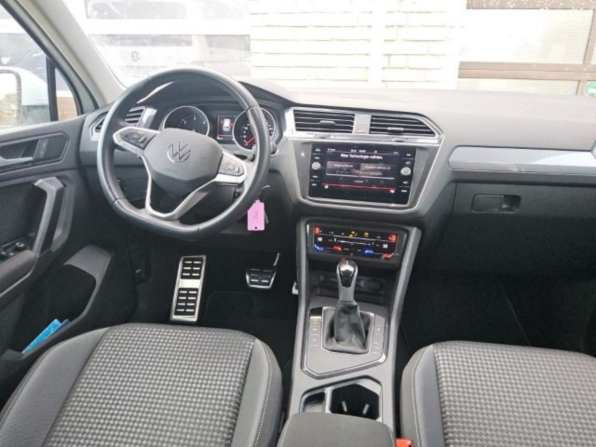 Thumb 3: Volkswagen Tiguan 2.0 TDI DSG ACTIVE AHK KAMERA NAVI PDC