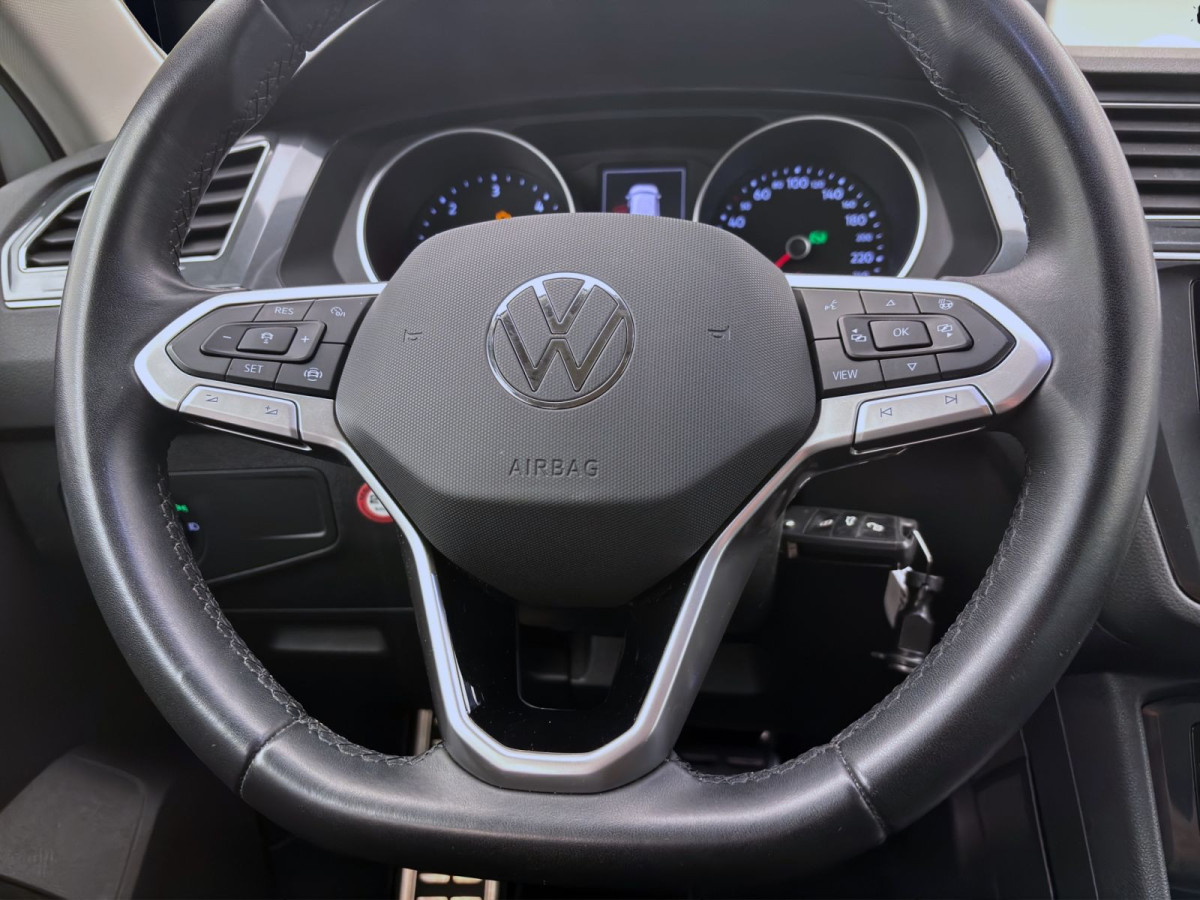 Thumb 12: Volkswagen Tiguan 2.0 TDI DSG ACTIVE AHK KAMERA NAVI PDC