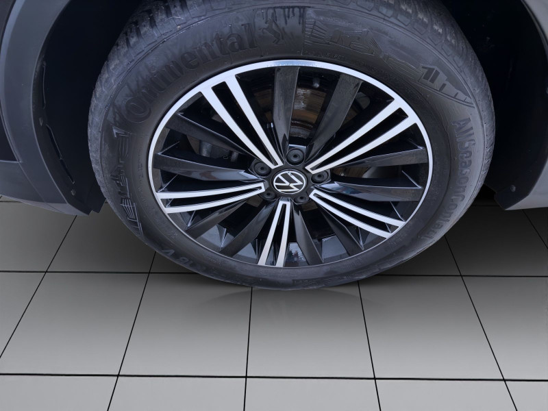 Bild 8: Volkswagen Tiguan 1.5 TSI DSG LIFE NAVI SITZHZG PDC KLIMA