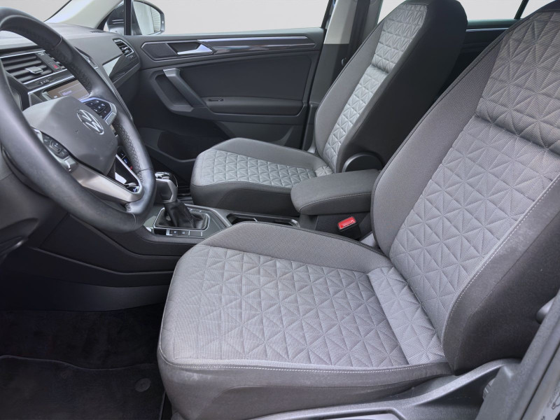 Bild 9: Volkswagen Tiguan 1.5 TSI DSG LIFE NAVI SITZHZG PDC KLIMA