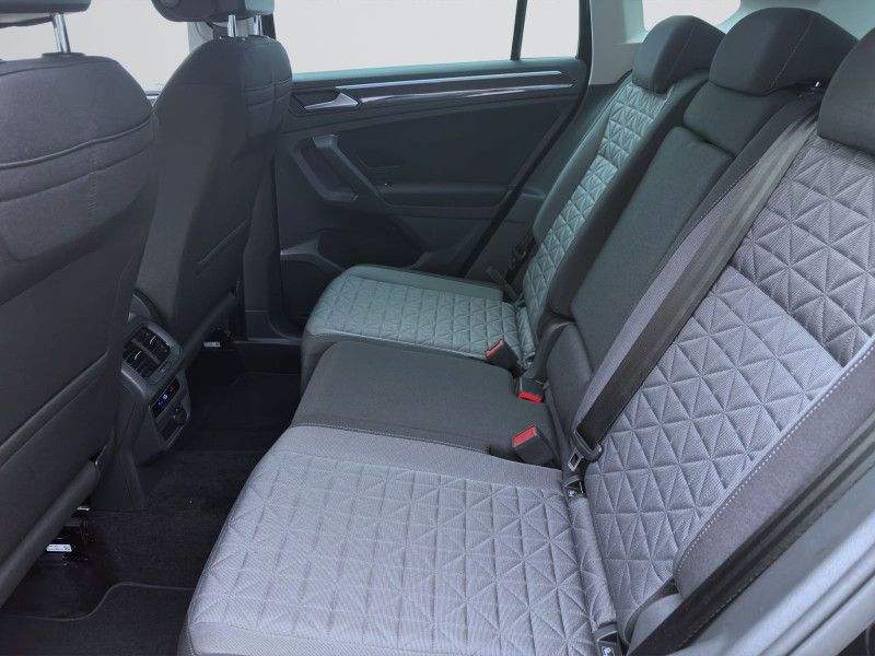 Bild 15: Volkswagen Tiguan 1.5 TSI DSG LIFE NAVI SITZHZG PDC KLIMA