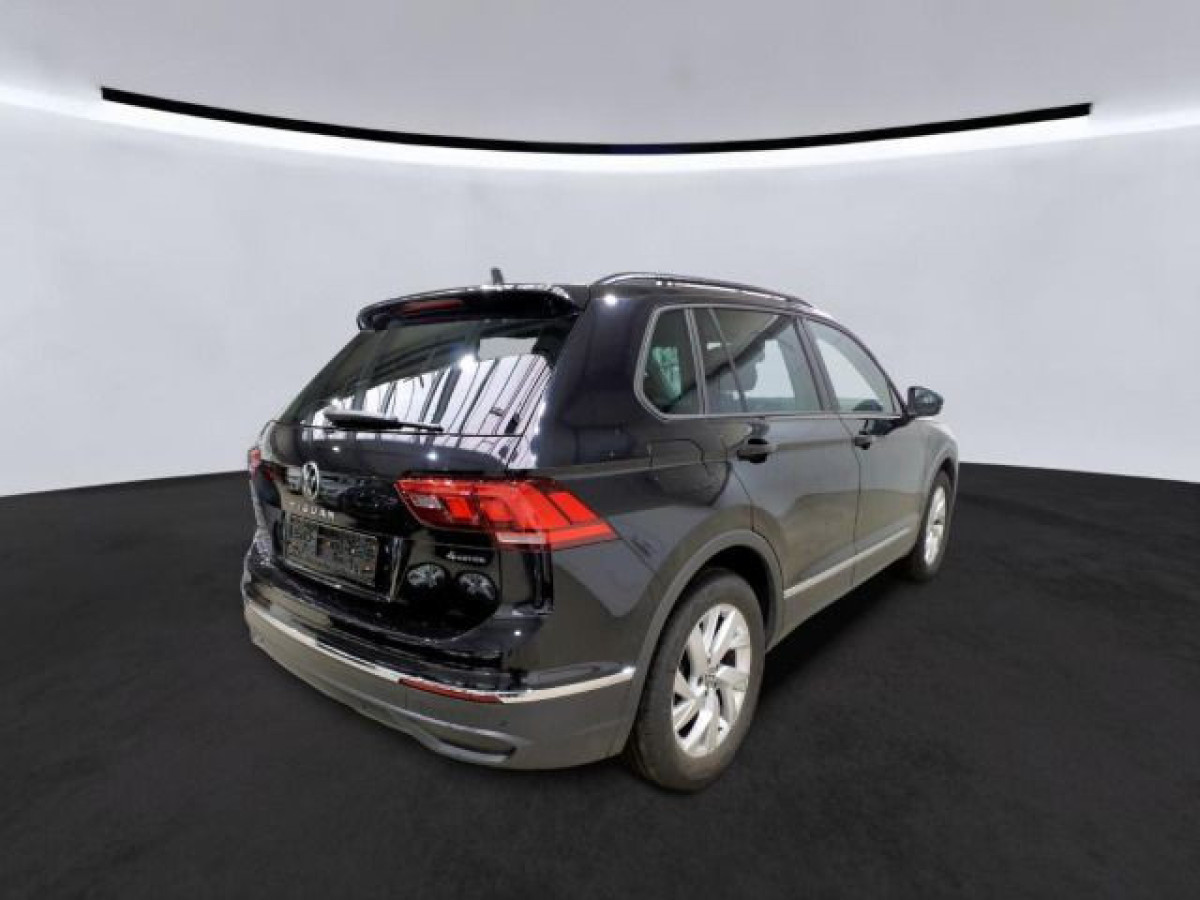 Thumb 1: Volkswagen Tiguan 2.0 TDI DSG 4M LIFE NAVI KAMERA SITZHZG