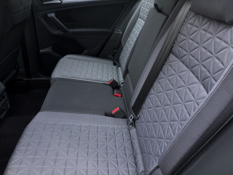 Bild 15: Volkswagen Tiguan 2.0 TDI DSG 4M LIFE NAVI KAMERA SITZHZG