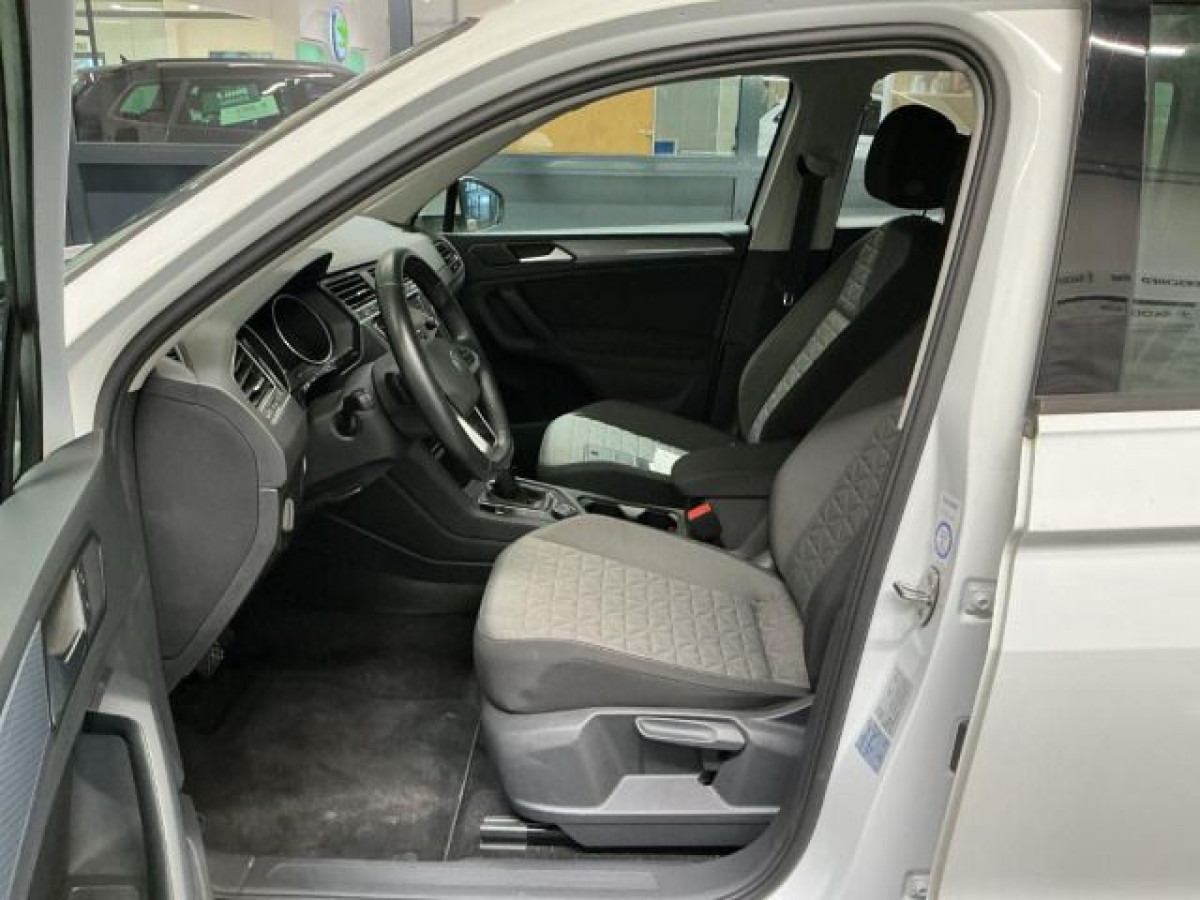 Thumb 2: Volkswagen Tiguan 2.0 TDI DSG 4M LIFE NAVI KAMERA SITZHZG