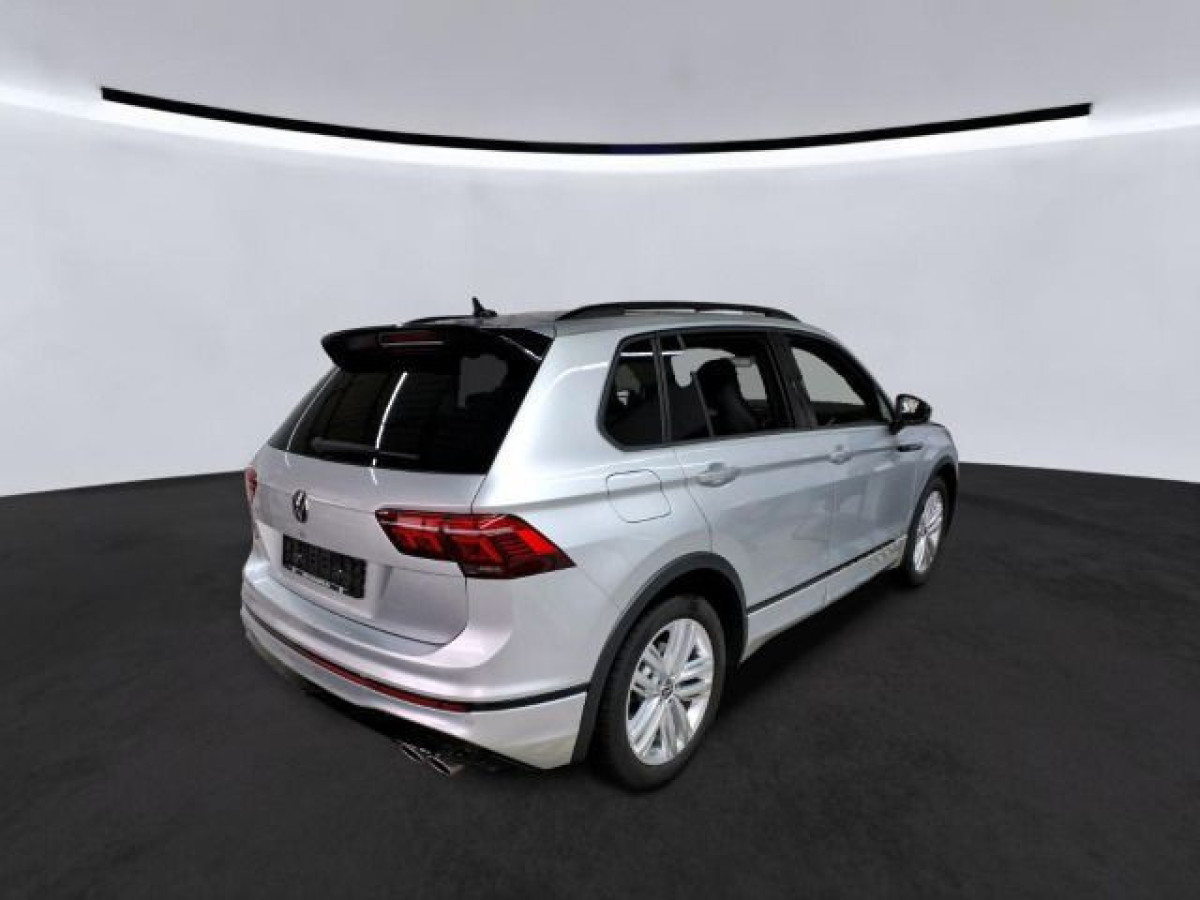 Thumb 1: Volkswagen Tiguan 4M R PANO AHK NAVI KAMERA IQ.LIGHT