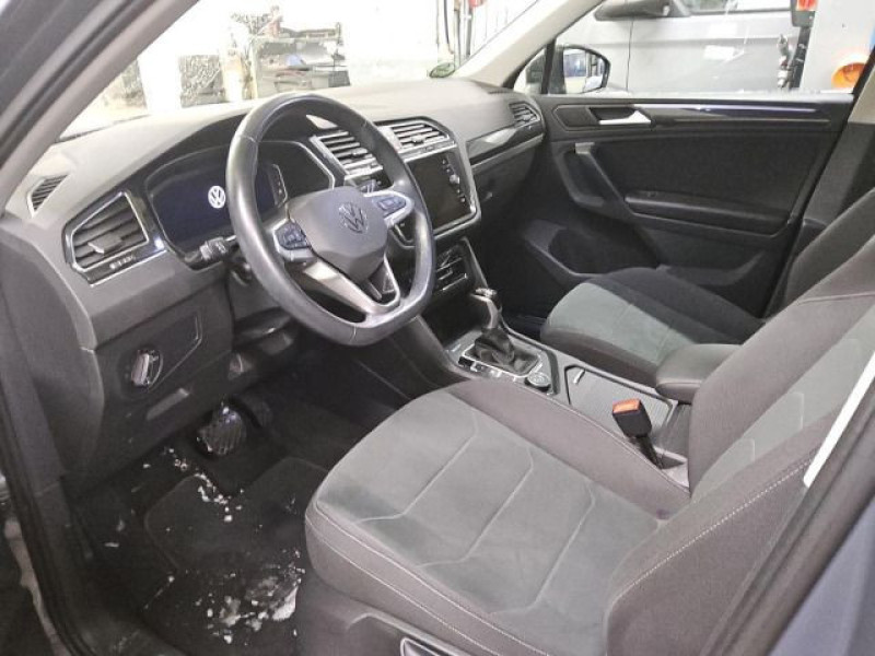 Bild 2: Volkswagen Tiguan 2.0 TSI DSG 4M ELEGANCE NAVI MATRIX PDC SITZHZG