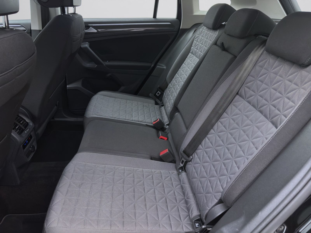 Thumb 15: Volkswagen Tiguan 2.0 TDI DSG LIFE AHK NAVI KAMERA ACC