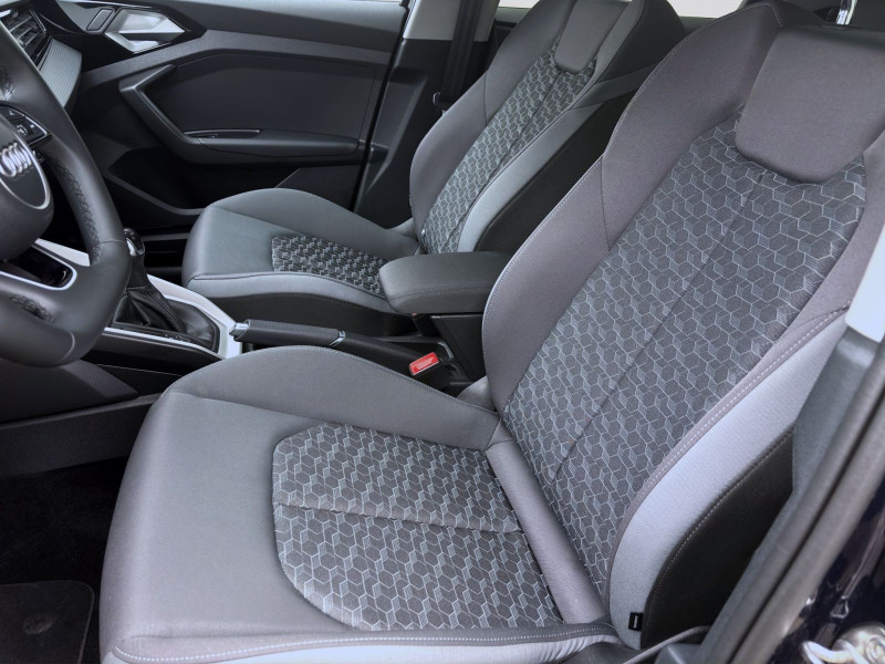 Bild 9: Audi A1 allstreet 30 TFSI PDC KLIMA SHZG LM16 DAB+