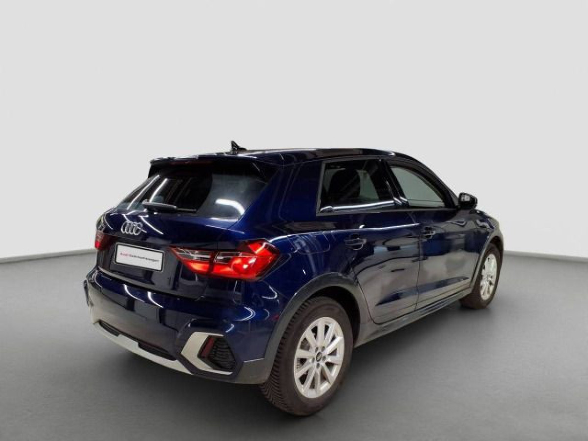 Thumb 1: Audi A1 allstreet 30 TFSI PDC KLIMA SHZG LM16 DAB+