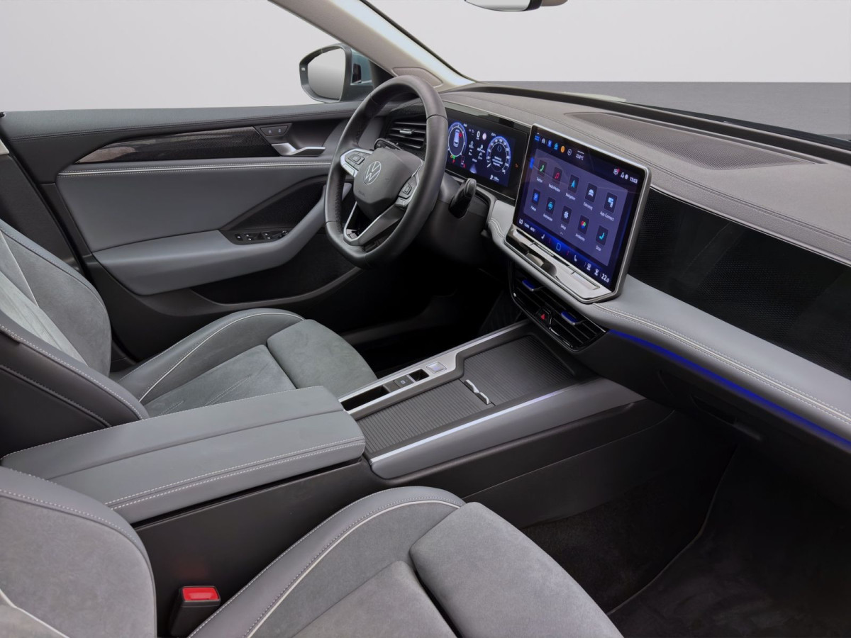 Thumb 17: Volkswagen Passat Variant 2.0 TDI DSG BUSINESS NAVI KAMERA KLIMA SHZG
