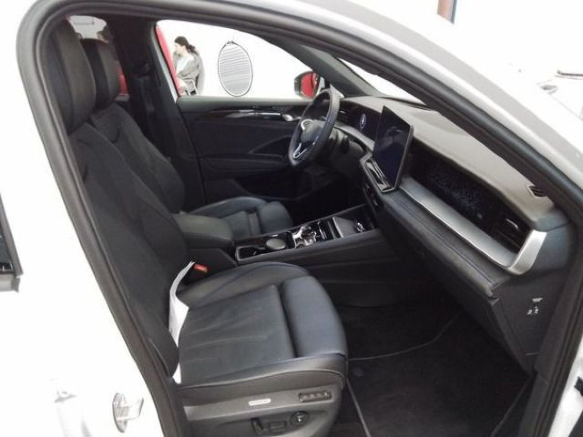 Thumb 2: Volkswagen Tayron 2.0 TDI DSG 4M R-LINE STDHZG PANO NAVI LEDER
