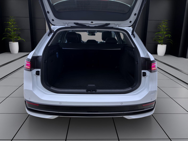 Bild 4: Volkswagen Passat Variant 2.0 TDI DSG ELEGANCE PANO AHK KAMERA NAVI