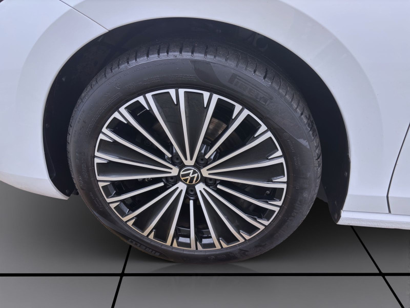 Bild 8: Volkswagen Passat Variant 2.0 TDI DSG ELEGANCE PANO AHK KAMERA NAVI