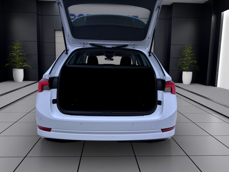 Bild 4: Škoda Octavia Combi 2.0 TDI DSG STYLE STDHZG NAVI KAMERA AHK