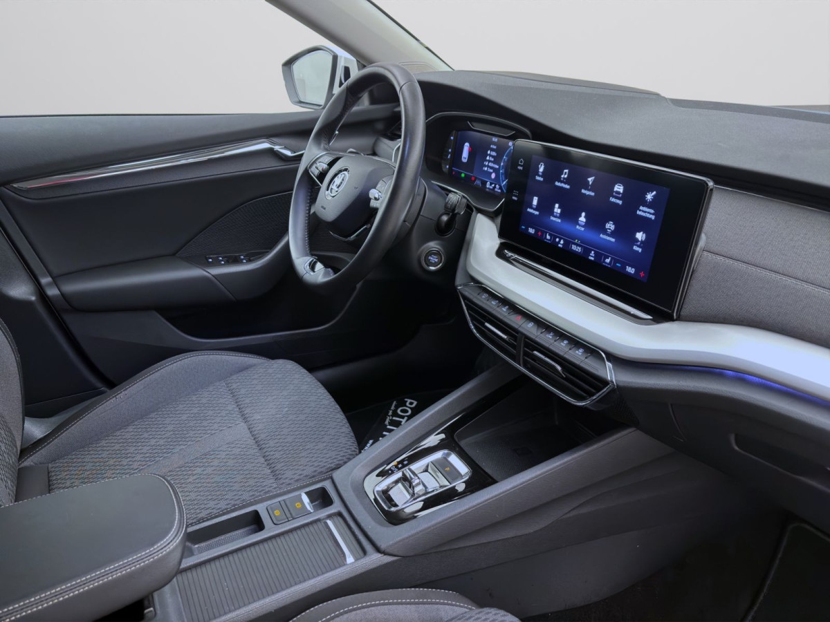Thumb 17: Škoda Octavia Combi 2.0 TDI DSG STYLE STDHZG NAVI KAMERA AHK