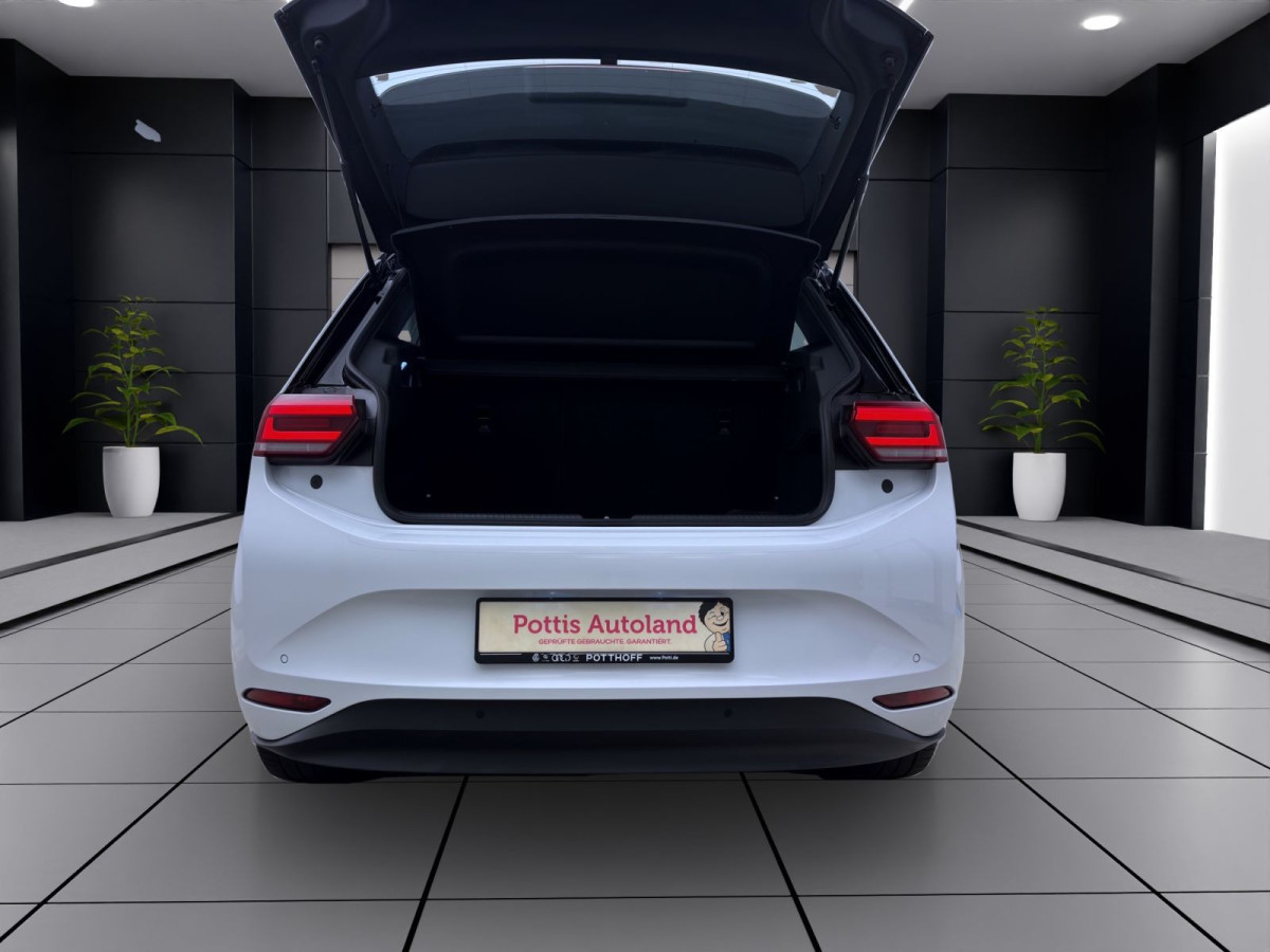 Thumb 4: Volkswagen ID.3 PRO PERFORMANCE NAVI PDC SITZHZG KLIMA LED